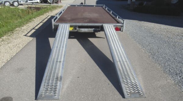 EDUARD Mehrzwecktransporter SR-LS 149