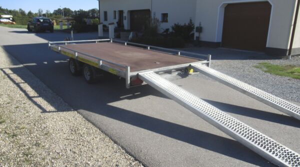 EDUARD Mehrzwecktransporter SR-LS 149