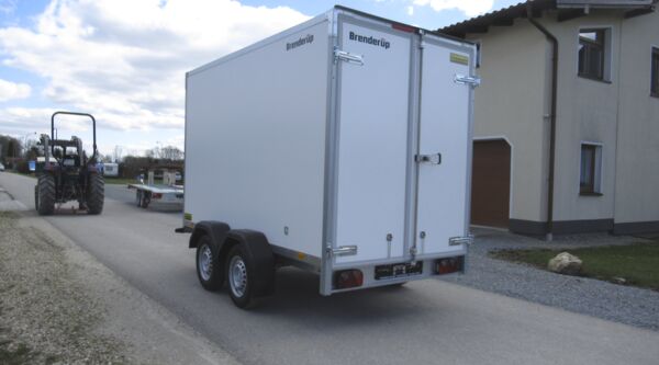 Brenderup Anhänger Kofferanhänger 2000 kg 300x155x185 cm
